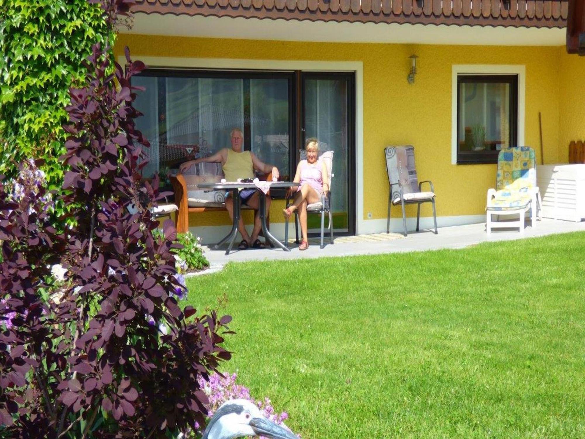 Scenic Apartment With Balcony Garden Deckchairs Barbecue Gleissenberg Bagian luar foto